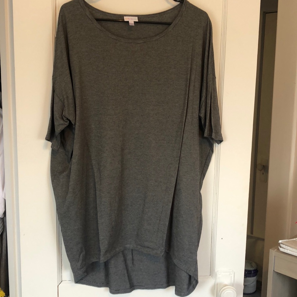 Lularoe Irma top